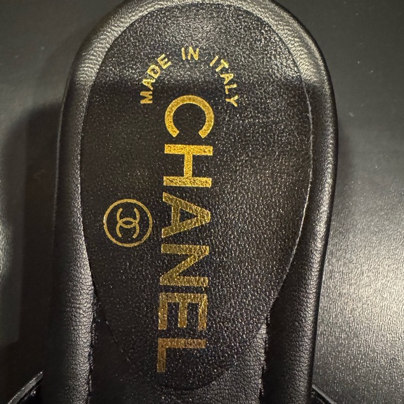 Authentic Like New Chanel Camellia Flower Sandal Women’s 37, Black - Picture 9 of 16